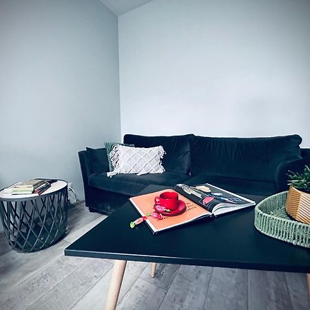 Lovely Stay In Siauliai Екстер'єр фото